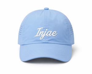 Gorra Deportiva Transpirable con Logotipo Personalizado al por Mayor, Gorra de Golf de 5 Paneles con Cierre Ajustable y Orificios Cortados con Láser para Correr al Aire Libre - Product Image 3