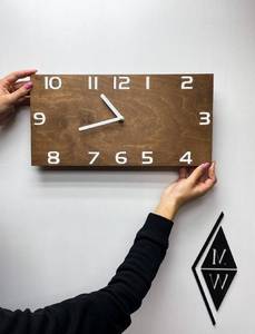Reloj de Pared de Madera Personalizado: Decoración Industrial Rústica Grande y Silenciosa - Product Image 1