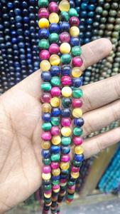 Cuentas de Ojo de Tigre Teñidas Naturalmente al por Mayor |   Cuentas Redondas de Piedras Preciosas de 6 mm, 8 mm y 10 mm |   Cuentas de Piedras Curativas Coloridas al por Mayor para Joyería - Product Image 2