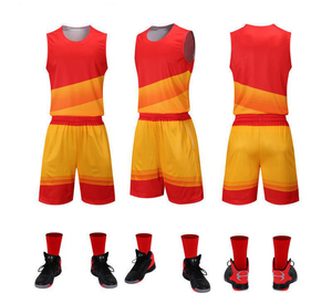 Uniforme de basket-ball à séchage rapide Maillots réversibles personnalisés noirs et shorts en tissu de maille respirante - Product Image 5