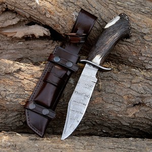 Couteau Bowie à lame fixe en acier Damas, manche en corne de cerf naturel, vente chaude, OEM ODM, marque privée, couteaux de chasse de haute qualité - Product Image 1