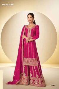 Colección de trajes salwar-dupatta listos para usar de primera calidad en tela chinon con bordado Zari-Dori y lentejuelas, moda femenina. - Product Image 3