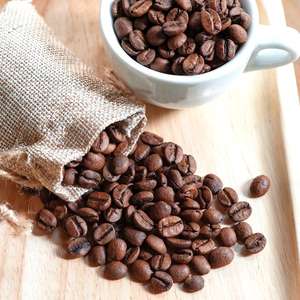 Exportation directe du Vietnam, grains de café Robusta biologique torréfiés, certifiés USDA, qualité A A+, 1000 kg, 0,1 % de grains noirs cassés seulement - Product Image 5