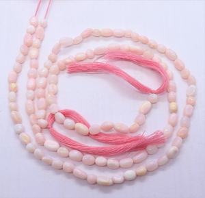 ลูกปัดโอปอลสีชมพูธรรมชาติทรงก้อนเรียบขนาด 5-6 มม. ลูกปัดพลอยโอปอลสีชมพูไม่สม่ำเสมอ 13 นิ้ว ลูกปัดโอปอลสีชมพูธรรมชาติทรงเรียบ - Product Image 5