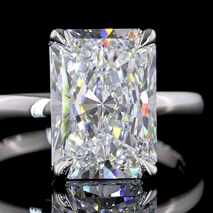 Bague de fiançailles solitaire en or blanc 14 carats avec diamant de laboratoire certifié IGI 4 carats taille radiant, bijou de luxe pour mariage - Product Image 3