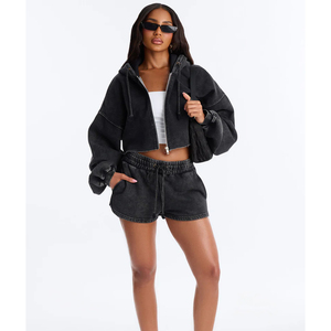 Conjunto de dos piezas de sudadera con capucha corta y shorts para mujer, estilo vintage con lavado ácido, casual, liso, holgado, oversize, ropa urbana al por mayor - Product Image 3