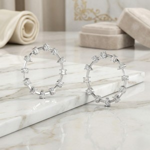 Pendientes de Aro de Lujo para Mujer, Chapados en Oro de 9k, con 0.70 CTW de Diamantes Cultivados en Laboratorio con Corte Brillante Redondo y Engaste de Garras en Círculo Abierto - Product Image 4