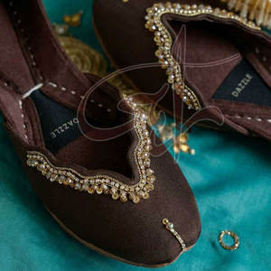 Khussa para Mujer Antideslizante de Alta Calidad en Grandes Cantidades, Personalizable, Servicio OEM, Diseño de Moda, Color Sólido - Product Image 3