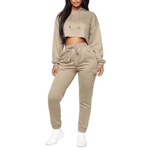 Conjunto de chándal de Top corto con logotipo personalizado unisex Traje elegante para mujer con suministro ODM informal de invierno ajustado - Product Image 1