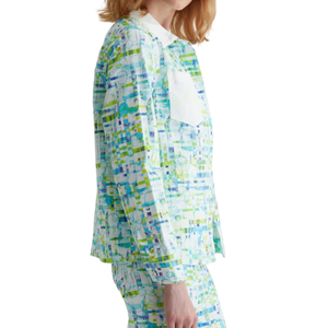 เสื้อแจ็คเก็ตยีนส์ทรงครอปสำหรับผู้หญิง สไตล์เดนิม ลุคเท่ๆ ล้างสี  สำหรับฤดูใบไม้ร่วง/ฤดูหนาว/ฤดูร้อน  แบบหรูหรา  ผู้ผลิต ODM ขายส่ง - Product Image 4