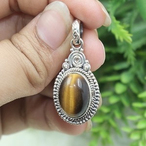 Colgante de Plata de Ley 925 con Ojo de Tigre Ovalado Marrón, Chapado en Oro Rosa y Oro Amarillo, Joyería Artesanal Boho para Mujer - Product Image 1