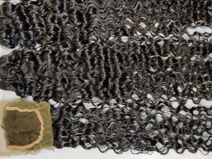 El cabello de templo indio crudo 100% más vendido, cutículas alineadas rizadas ajustadas de alto grado, sin enredos, suelta, onda profunda, Natural - Product Image 5