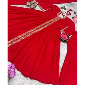 Vestido de Diseñador con Bordado de Encaje, Parte Inferior con Dupatta Roja, Manga Tres Cuartos, Cuello de Doble Capa, Ecológico e Impermeable - Product Image 5