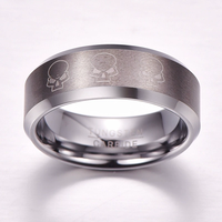 Bague en carbure de tungstène argenté avec motif de crâne gravé, alliance brossée à bords biseautés pour homme, bijoux punk et motard en gros