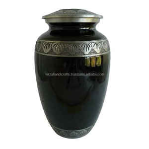 Urna grande de estilo americano hecha a mano de aluminio y latón negro con bolsa de terciopelo hoja grabada para cenizas humanas suministros funerarios - Product Image 1