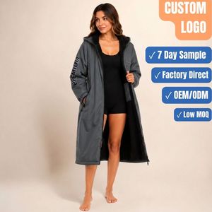 Chaqueta Deportiva Larga con Forro Sherpa y Logotipo Personalizado, Chaqueta Deportiva con Cremallera Completa y Capucha, OEM al por Mayor - Product Image 1