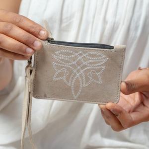 Factory Direct Genuine Leather Lady's Clutch Coin Purse Wallet Mini Keychain with Zipper Anti-Theft Short Length Coin Wallets - Product Image 1