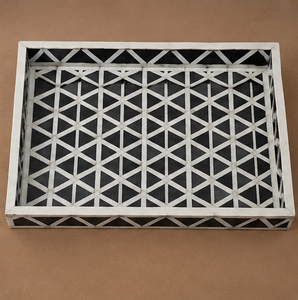 Plateau décoratif géométrique noir et blanc avec incrustation de corne, base en bois massif, fait main, pour service, table basse, décoration intérieure, vente en gros - Product Image 4