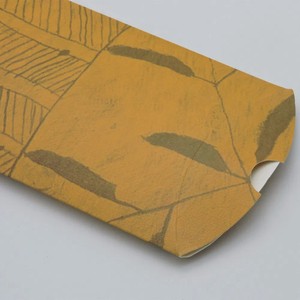 Boîte en carton pliable en forme <span class=keywords><strong>d</strong></span>'oreiller pour emballage de bonbons, boîte cadeau en forme <span class=keywords><strong>d</strong></span>'oreiller pour sucreries et <span class=keywords><strong>friandises</strong></span> - Product Image 4