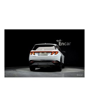 Hyundai Tucson Inspiration 2WD 2021/12, 90,992 km, Caja de Cambios Automática, Asientos de Cuero, Cámara Trasera, Volante a la Izquierda - Product Image 4