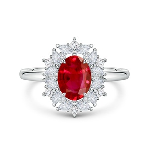 Anillo de Oro Sólido de 14K/18K con Rubí Natural de Corte Ovalado de 8x6MM y Diamantes, Anillo de Compromiso o Aniversario con Halo de Diamantes Multiforma SI/H - Product Image 1