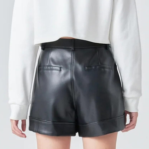 Nouveaux shorts tendance pour femmes, sexy, style booty, en similicuir, respirants, personnalisables, de haute qualité, décontractés - Product Image 2