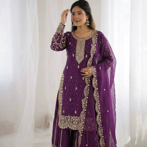 Ensemble 3 pièces de luxe avec broderie et travail de sequins – Collection internationale en gros - Product Image 1