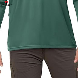 เสื้อแรชการ์ดป้องกันแสงแดด UPF 50+ สำหรับผู้ชาย พิมพ์โลโก้ได้ตามต้องการ ระบายอากาศได้ดี แห้งเร็ว ผ้าโพลีเอสเตอร์/ไนลอน ป้องกันแบคทีเรีย มีฮู้ด คลุมเต็มตัว - Product Image 3