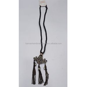 MN EXPORTS จี้รูปนางฟ้าเรซิ่นเคลือบเงาคุณภาพสูง ดีไซน์จากธรรมชาติ เป็นมิตรต่อสิ่งแวดล้อม ประดับด้วยดอกไม้จริง สามารถปรับแต่งได้ - Product Image 3