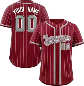 Camiseta de béisbol de malla para hombre con logotipo personalizado - Perfecta para uniformes de equipo, deportes y uso casual - Product Image 5