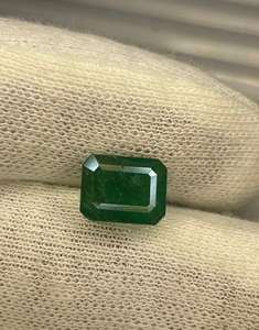 มรกตธรรมชาติทรงแปดเหลี่ยมขนาด 9.70x7.50 มม. มรกตสวยงามสำหรับทำเครื่องประดับ - Product Image 3