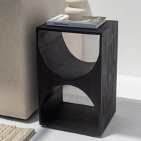 Table d'appoint Vandana Sierra Vesta Crescent noire peinte, design moderne et contemporain