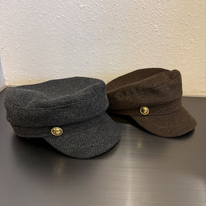 Béret universel personnalisé de haute qualité avec logo brodé en 3D, en tissu toile respirant et à séchage rapide, idéal pour les occasions formelles en extérieur - Product Image 4