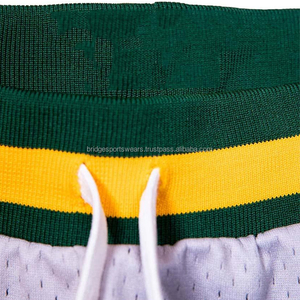 Shorts de sport en mesh personnalisés pour hommes, couleur unie, polyester respirant, séchage rapide - Product Image 3