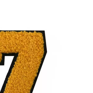 Parches de Chenilla 3D Termoadhesivos Personalizados con Letras, Números y Nombres Grandes para Ropa y Sudaderas - Product Image 5