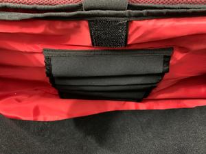 Sac de transport pour équipement de paintball personnalisé, géométrique, décontracté, durable, résistant à l'eau, avec cadre externe, fermeture éclair, poche à chaussures et bandoulière arquée - Product Image 5