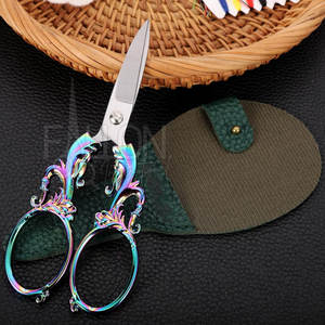 Ciseaux de broderie pour coupes précises et travaux de filature détaillés - Product Image 4