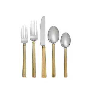 Ensemble de Cuillères à Salade en Métal au Design Unique, Écologique, en Acier Inoxydable Poli, Compatible Lave-Vaisselle - Product Image 3