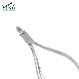 กรรไกรตัดเล็บ VNN 18 รุ่นขายดี ผลิตจากเหล็กกล้าคาร์บอนอย่างดี สำหรับตกแต่งเล็บอย่างแม่นยำ ผลิตในเวียดนาม - Product Image 5