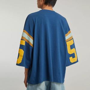 เสื้อเจอร์ซีย์อเมริกันฟุตบอลทรงโอเวอร์ไซส์ ยูนิเซ็กซ์ พิมพ์ลาย สไตล์ฮิปฮอป ผ้าฝ้าย 100% คอทรงโอ รับสกรีนโลโก้ สวมใส่สบาย ระบายอากาศได้ดี สไตล์วินเทจ - Product Image 3