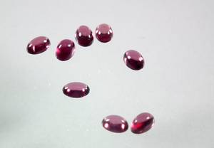 Lot en gros de pierres précieuses naturelles de rhodolite grenat de haute qualité, cabochons ovales, pour la fabrication de bijoux (bagues, pendentifs) - Product Image 2