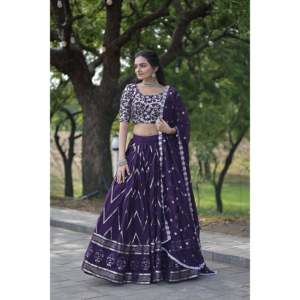 Fausses paillettes épanouies avec fil brodé travail Lehenga Choli - Product Image 4