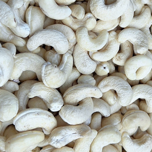 Noix de cajou en gros de haute qualité WW180, WW240, WW320, LP, WS, noix de cajou du Vietnam, 1 kg, exportées vers l'UE, le Moyen-Orient - Product Image 1