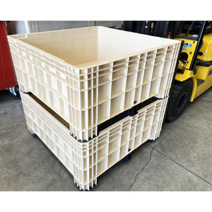Contenedor de Plástico Ventilado Grande para Agricultura, Apilable, con Alta Capacidad de Carga - Product Image 1