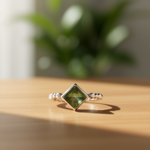 2.6 Grams <b>Peridot</b> <b>Ring</b> Elegant and Stylish Accessory for Women - Product Image 3