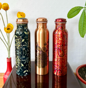 Botella de Agua de Cobre Puro Ecológica con Estampado Floral Botánico de Medianoche, con Opciones Personalizables, Diseño Clásico Portátil para Viajes - Product Image 3