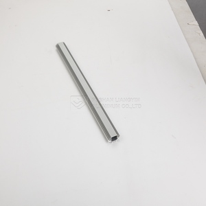 Decoraciones de Aluminio Cuadradas Personalizadas CNW Modelo 180303 Serie 6000, Aleación de Aluminio con Corte y Doblado, Temperatura T3-T8 - Product Image 2