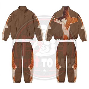 Conjunto deportivo de nailon para hombre con estampado por sublimación, logotipo personalizado, diseño personalizado, ligero y resistente al viento. - Product Image 5