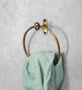 Anillo para toallas de aluminio para montaje en pared, accesorio de baño de aspecto elegante y contemporáneo para diseñadores de interiores y contratistas de renovaciones - Product Image 5