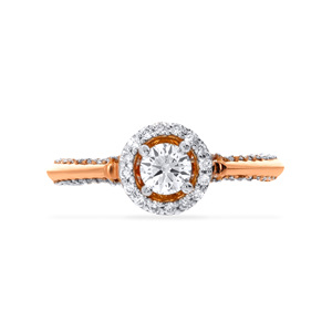 Bague Solitaire Étincelante en Or Rose de Luxe avec Diamant Rond Taillé et Halo, Bague de Fiançailles Élégante pour Femme avec Bande Pavée - Product Image 3